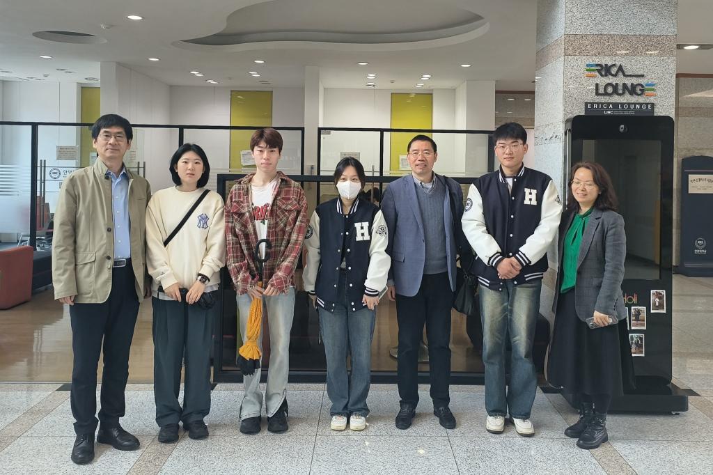 南京市教育局代表团访问韩国汉阳大学活动